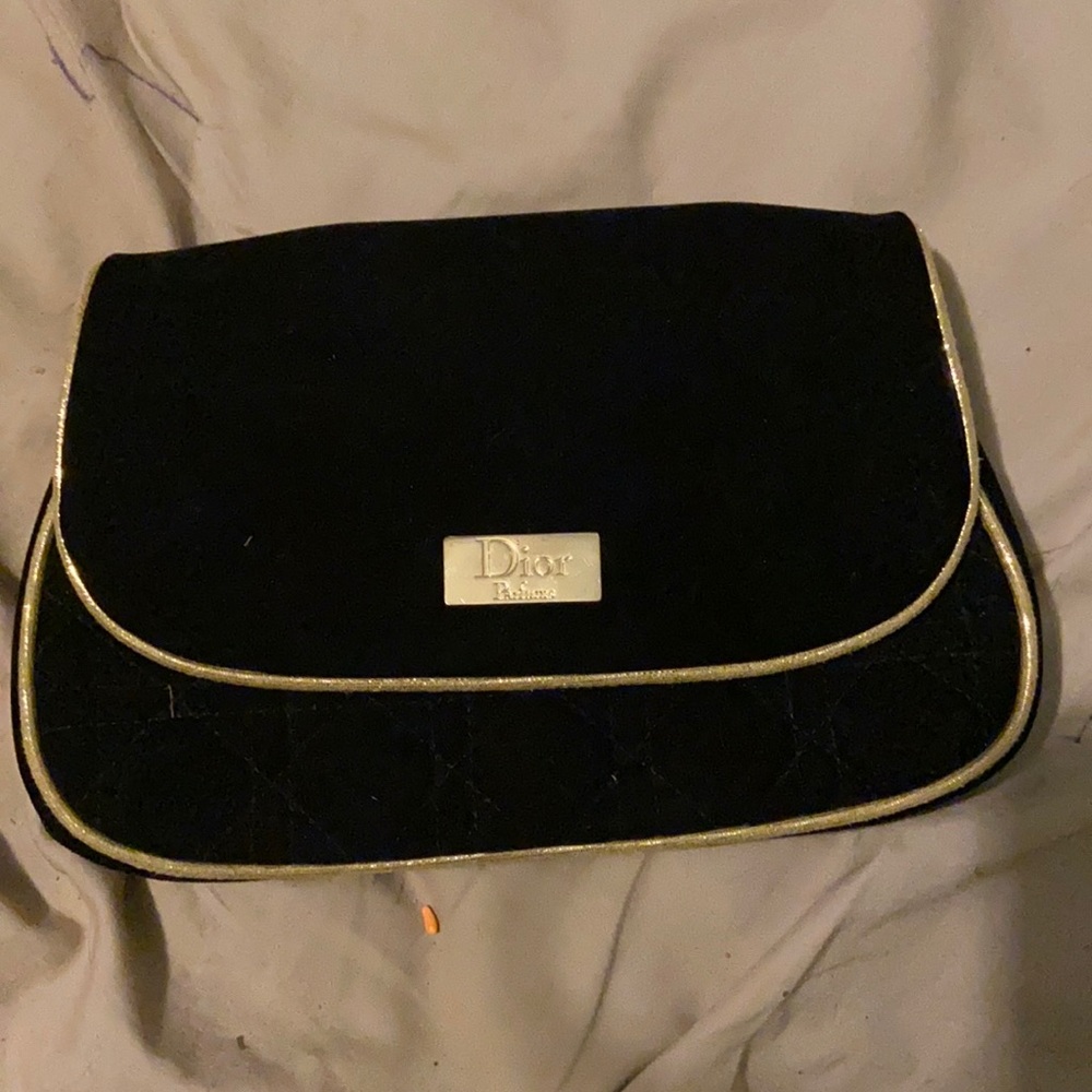 Velvet clutch